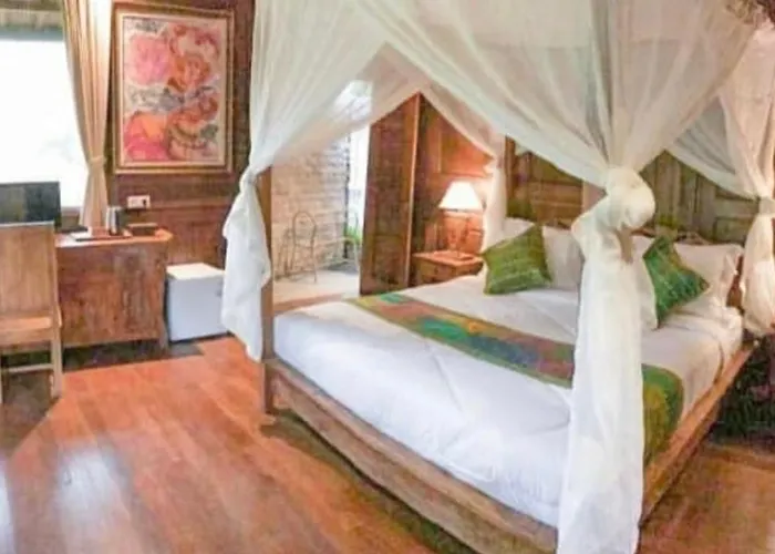 The Jungle Villa